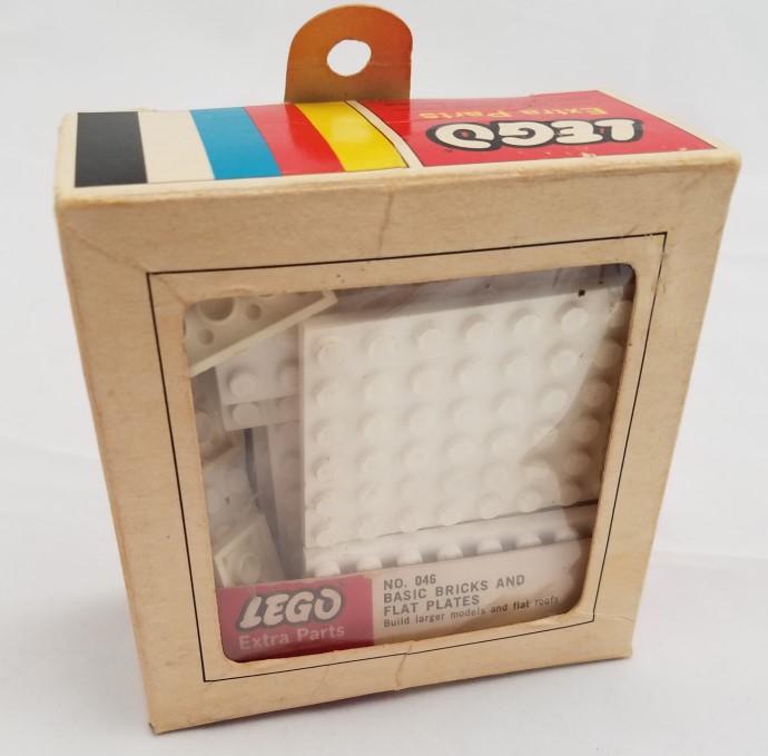 Assorted White Bricks & Plates