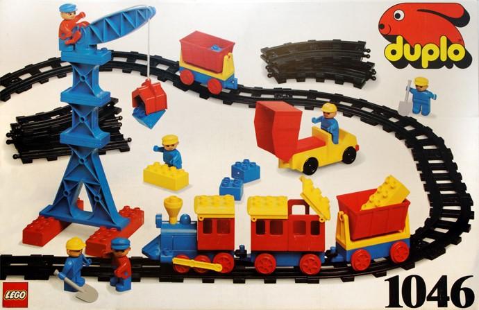DUPLO Train Set, with Rails