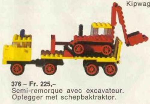 Low loader with Excavator