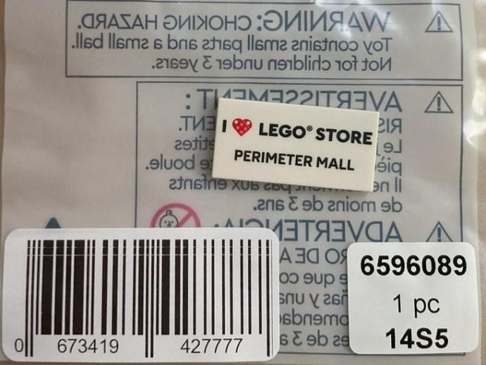 I Love LEGO Store Perimeter Mall Tile