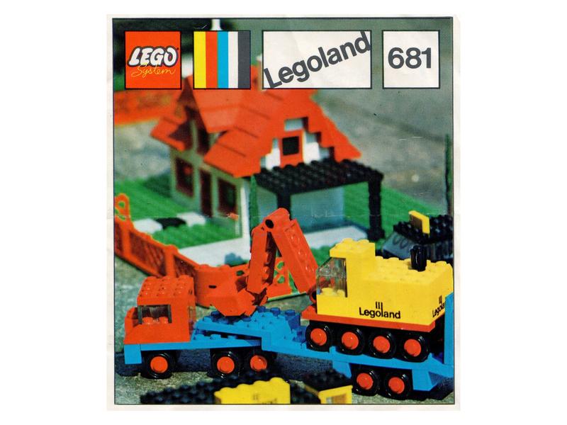 Low loader with 4 wheel excavator