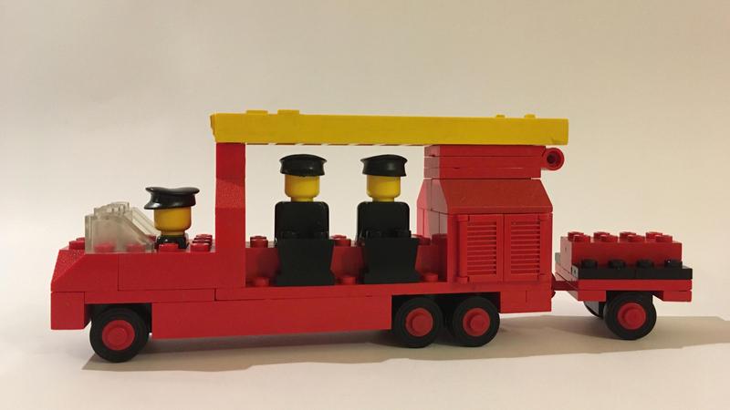 Fire engine with firemen