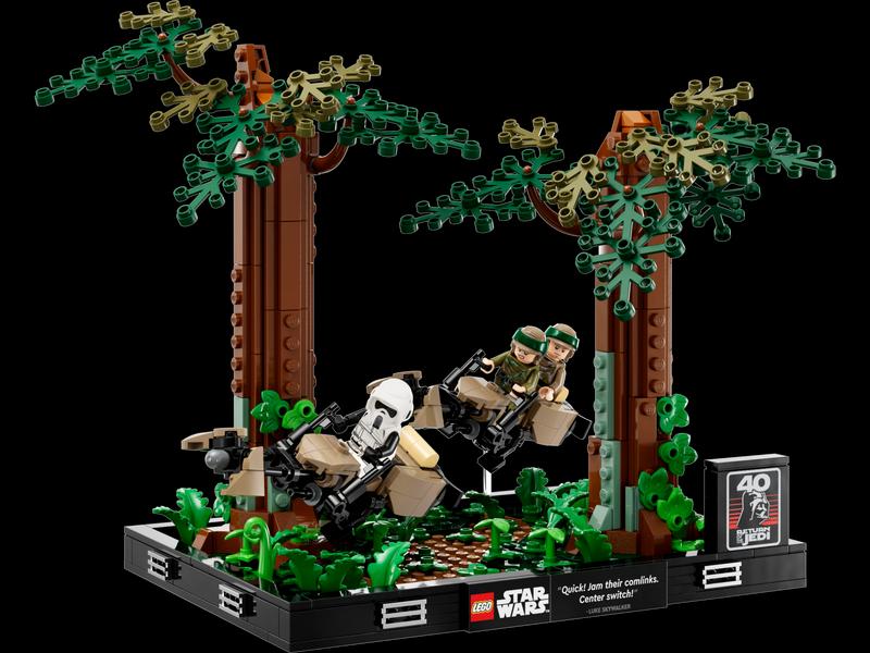 Endor Speeder Chase Diorama
