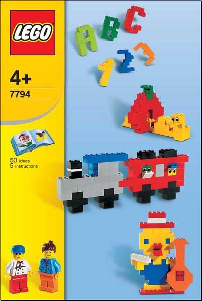{Set with two minifigs}