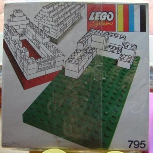 2 Large Baseplates, Red/Blue