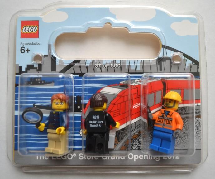 Elizabeth Exclusive Minifigure Pack
